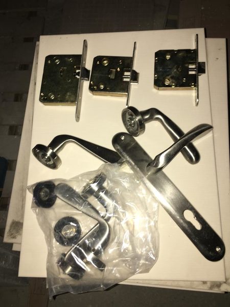Caja clavos