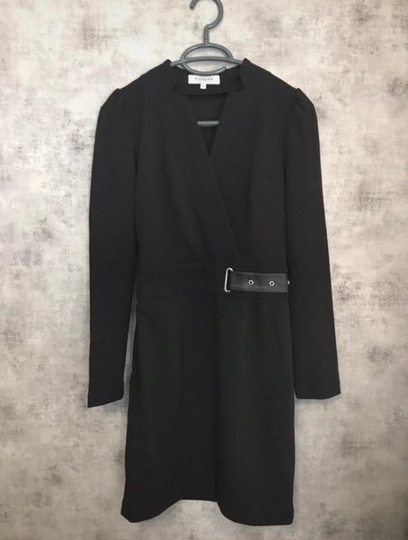Lote de 1700 piezas de ropa de mujer, marca, nuevas y segunda mano